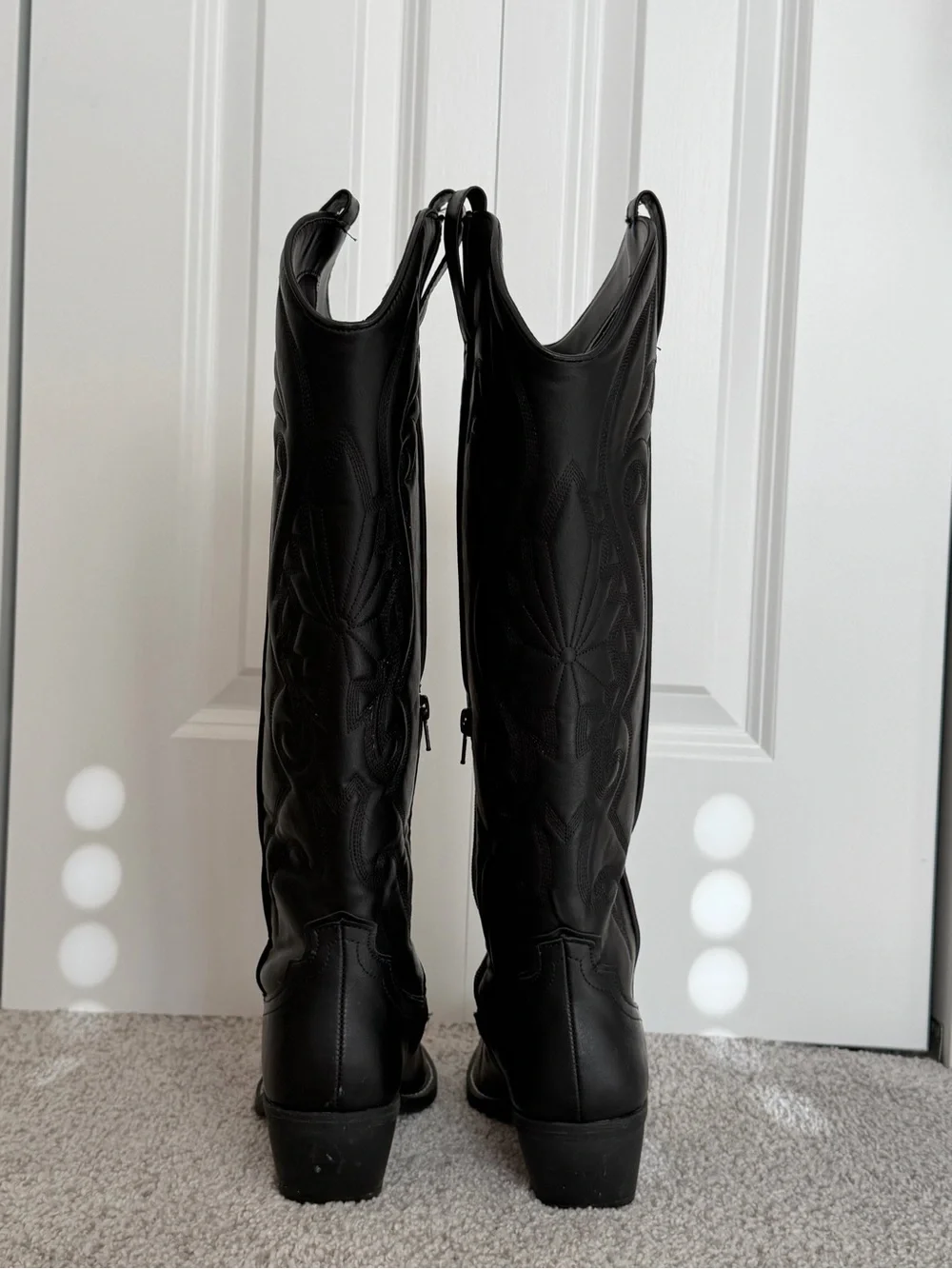Universal Thread Tall Western Boots Women 8 Black Embroidered Cowboy